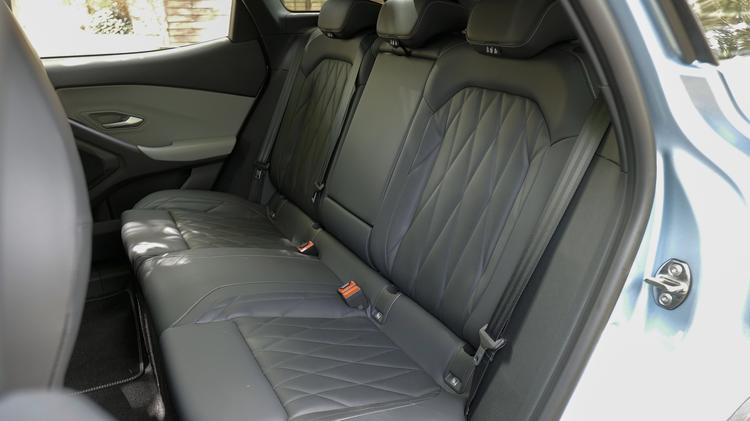 FORD EXPLORER ELECTRIC ESTATE 250kW Premium 79kWh AWD 5dr Auto